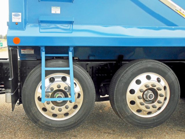 Pull-out Ladder